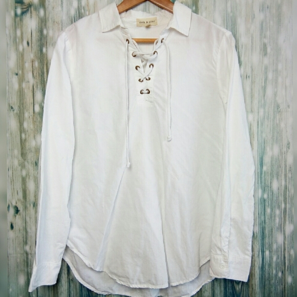 cloth & stone Tops - Cloth & Stone white long sleeve shoe lace neckline large